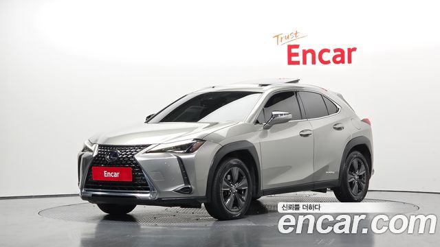 Lexus UX 2019