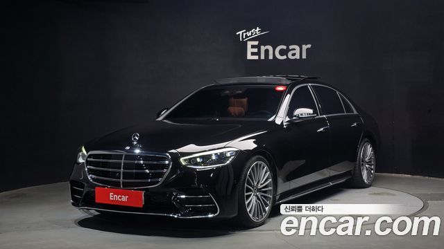 Mercedes-Benz S-Class 2025
