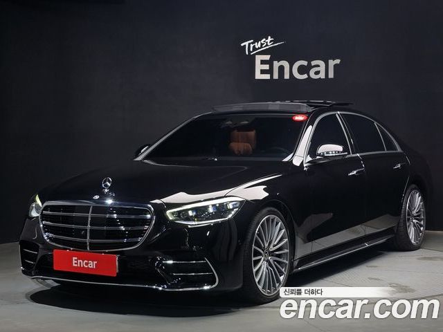 Mercedes-Benz S-Class 2025