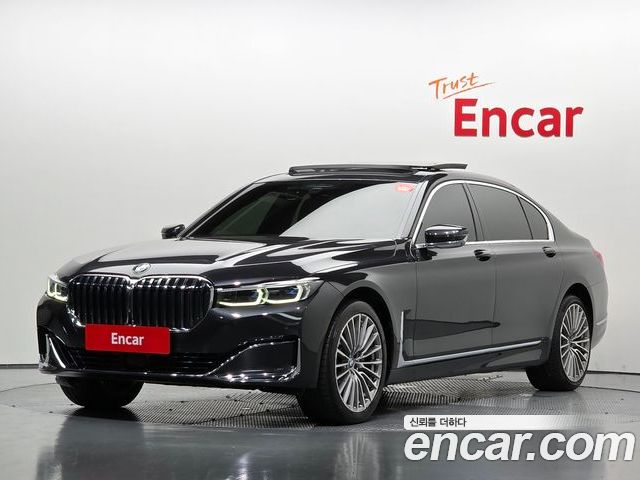 BMW 7-Series 2021