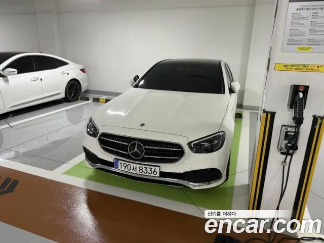 Mercedes-Benz E-Class 2023