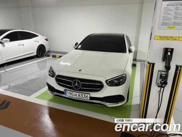 Mercedes-Benz E-Class 2023