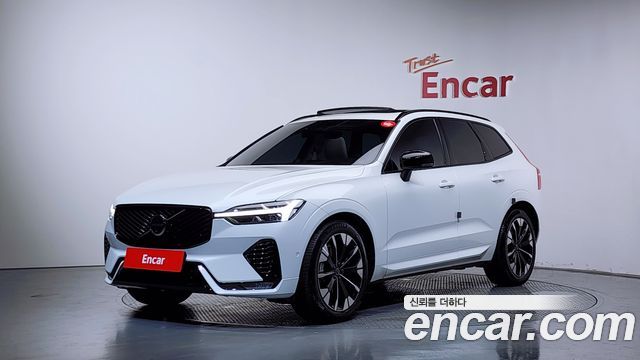 Volvo XC60 2025