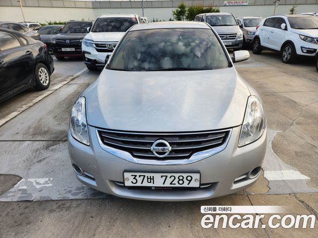 Nissan Altima 2010