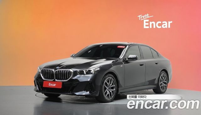 BMW 5-Series 2024