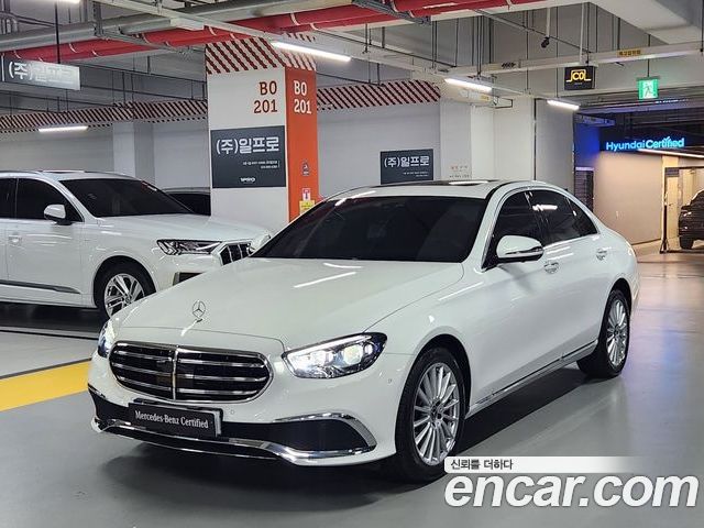 Mercedes-Benz E-Class 2022