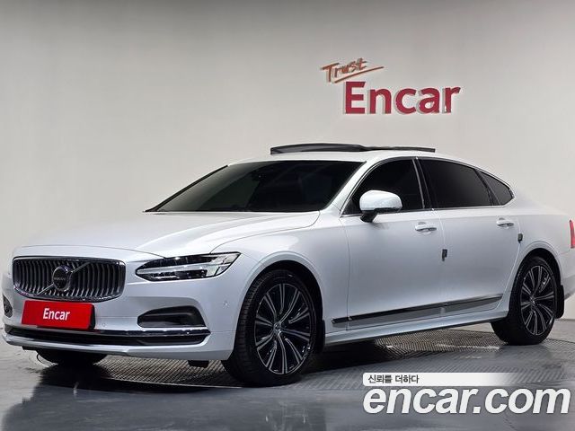 Volvo S90 2025