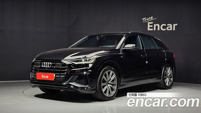 Audi Q8 2021