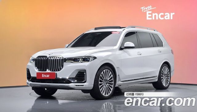 BMW X7 2021