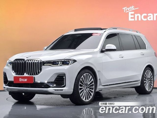 BMW X7 2021