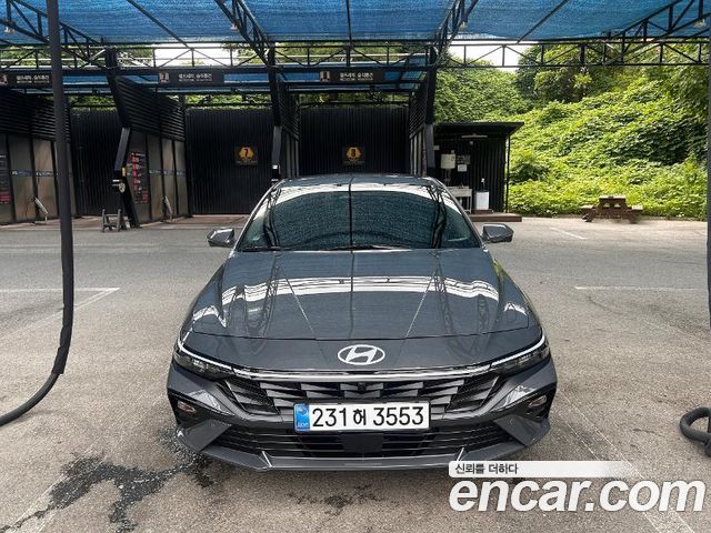 Hyundai AVANTE 2025