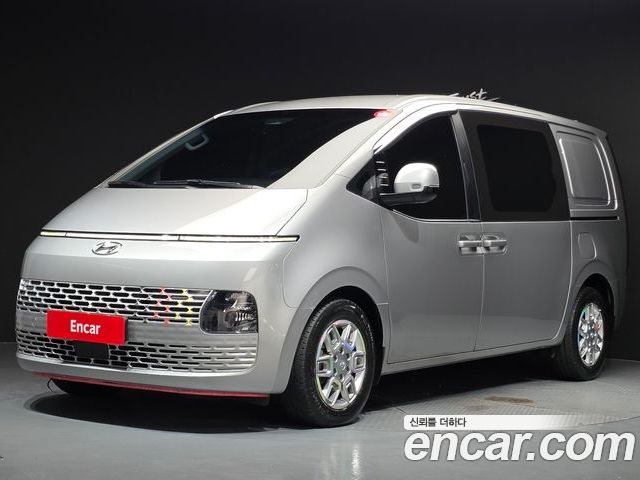 Hyundai Staria 2023