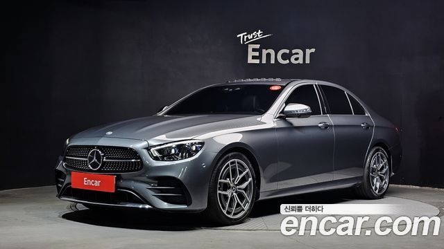 Mercedes-Benz E-Class 2022
