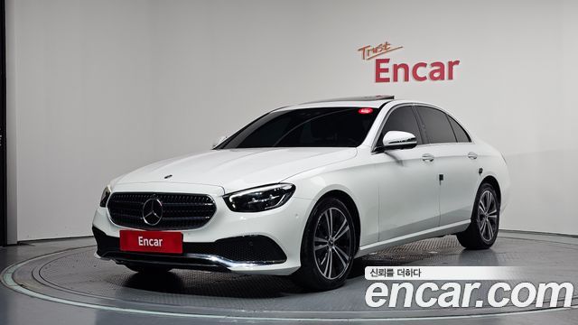 Mercedes-Benz E-Class 2022