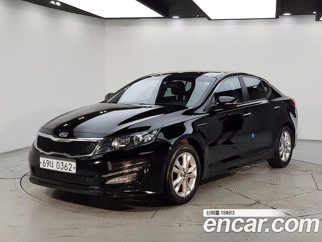Kia K5 2011