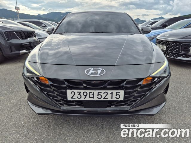 Hyundai AVANTE 2022
