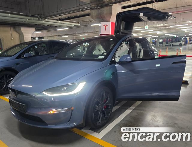 Tesla Model X 2026