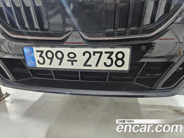 BMW 5-Series 2025