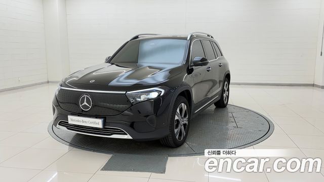 Mercedes-Benz EQB 2025