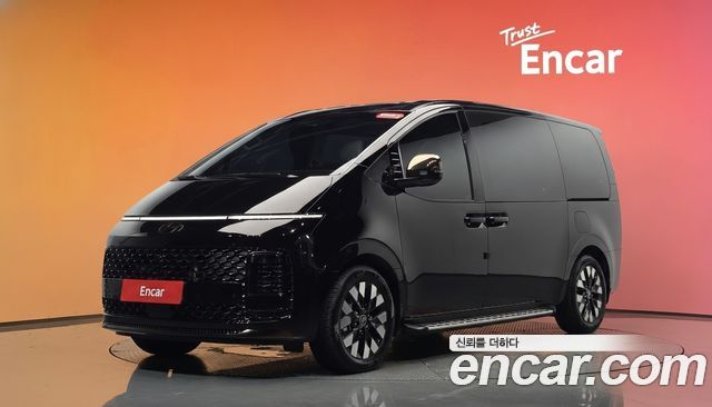 Hyundai Staria 2025