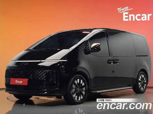 Hyundai Staria 2025