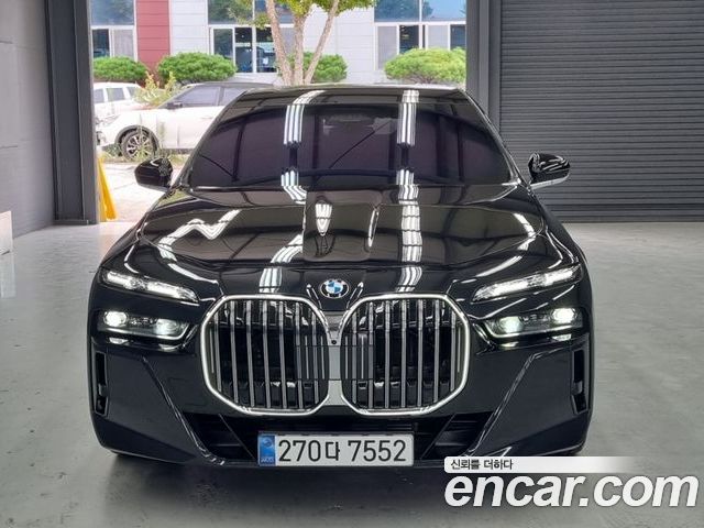 BMW 7-Series 2025