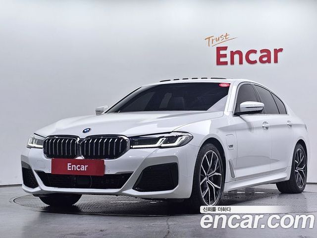 BMW 5-Series 2023