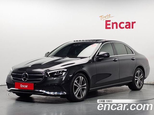 Mercedes-Benz E-Class 2023