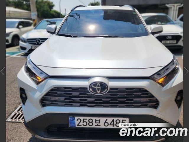Toyota RAV4 2025