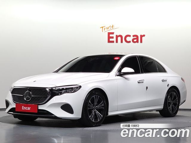 Mercedes-Benz E-Class 2025