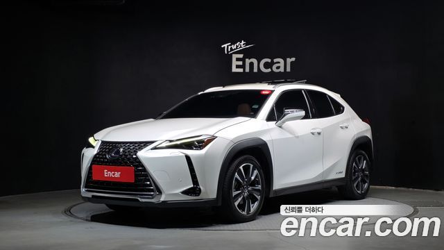 Lexus UX 2019