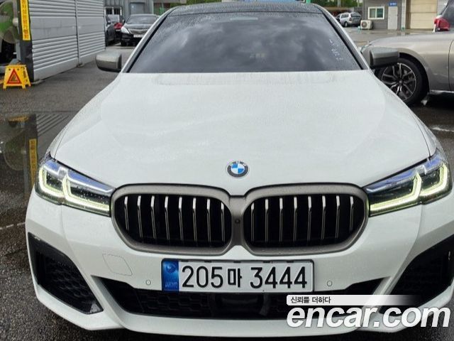 BMW 5-Series 2022