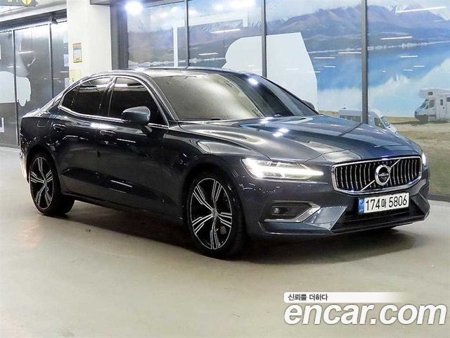 Volvo S60 2021