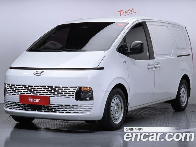 Hyundai Staria 2021