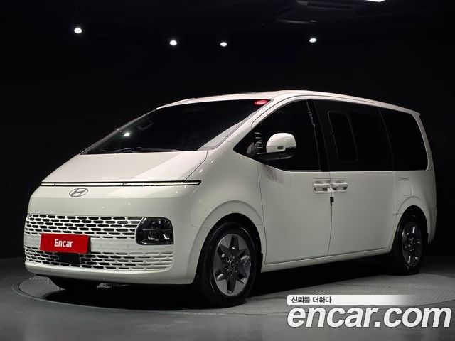 Hyundai Staria 2024