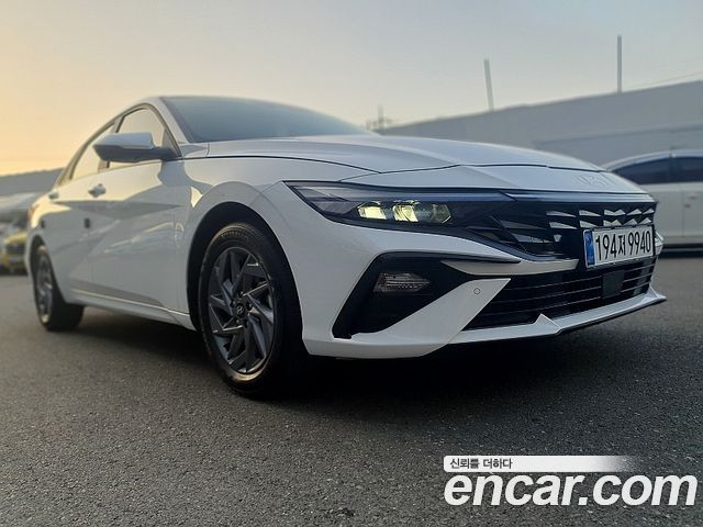 Hyundai AVANTE 2024