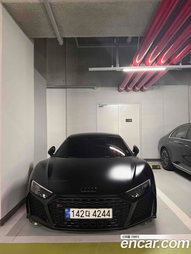 Audi R8 2021