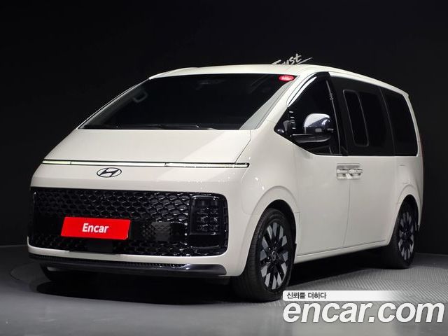 Hyundai Staria 2024