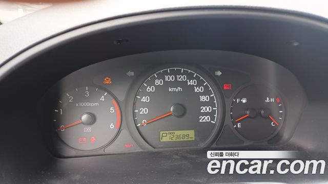 Hyundai Starex 2012
