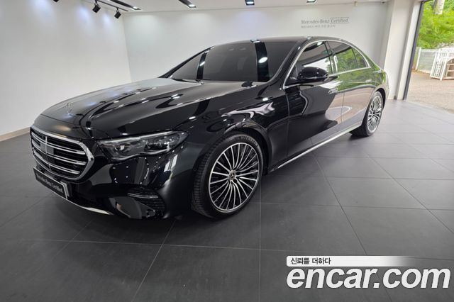 Mercedes-Benz E-Class 2025