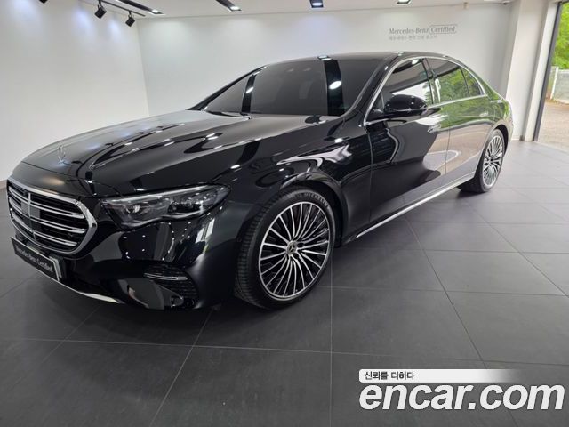 Mercedes-Benz E-Class 2025