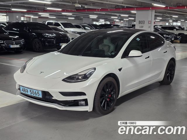 Tesla Model 3 2021