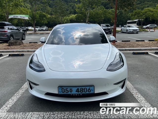 Tesla Model 3 2021