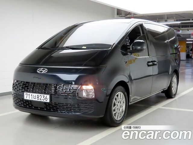 Hyundai Staria 2023