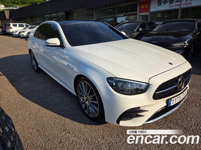 Mercedes-Benz E-Class 2022