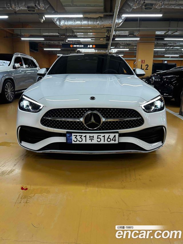 Mercedes-Benz C-Class 2025