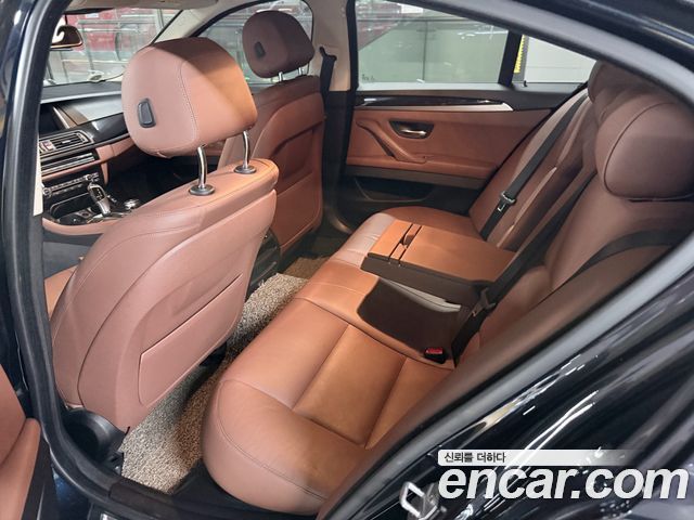 BMW 5-Series 2016