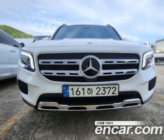 Mercedes-Benz GLB-Class 2022