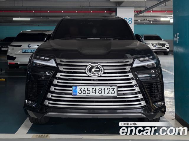 Lexus LX 2025