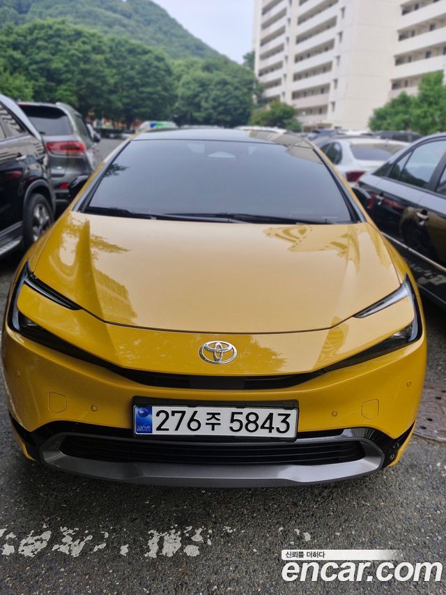 Toyota Prius 2024